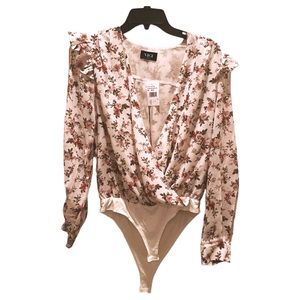 Vici Women’s Long Sleeve White with Pink Floral Deep V Neck Bodysuit Size M:NWT